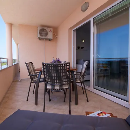 Appartement Lea Drage