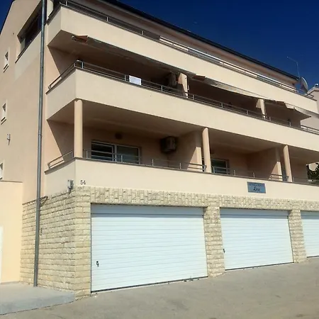 Lea Apartmán